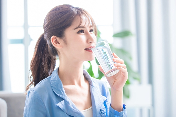 Minum Air Harus 8 Gelas Sehari?
