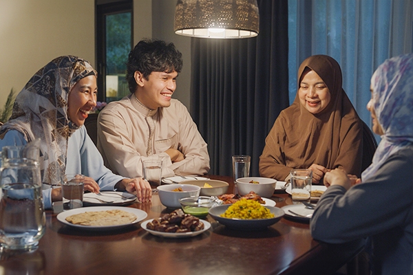 Enjoy a Sweet Eid al-Fitr Without Spiking Your Blood Sugar
