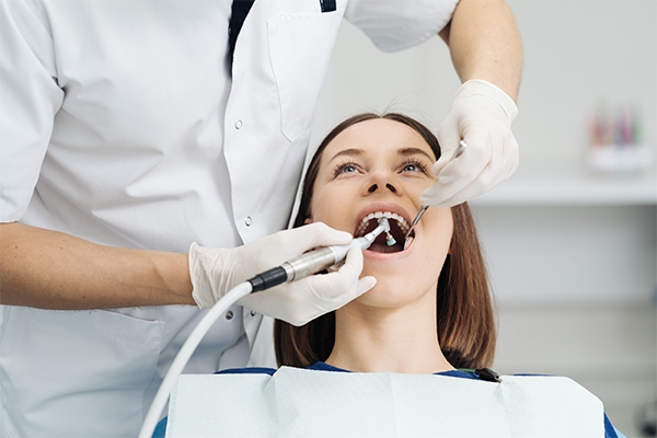 Why You Need Dental Scaling: Understanding the Dangers of Plaque and Tartar