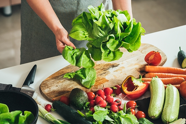 Make sure that 75% of your plate is filled with vegetables and fruits.